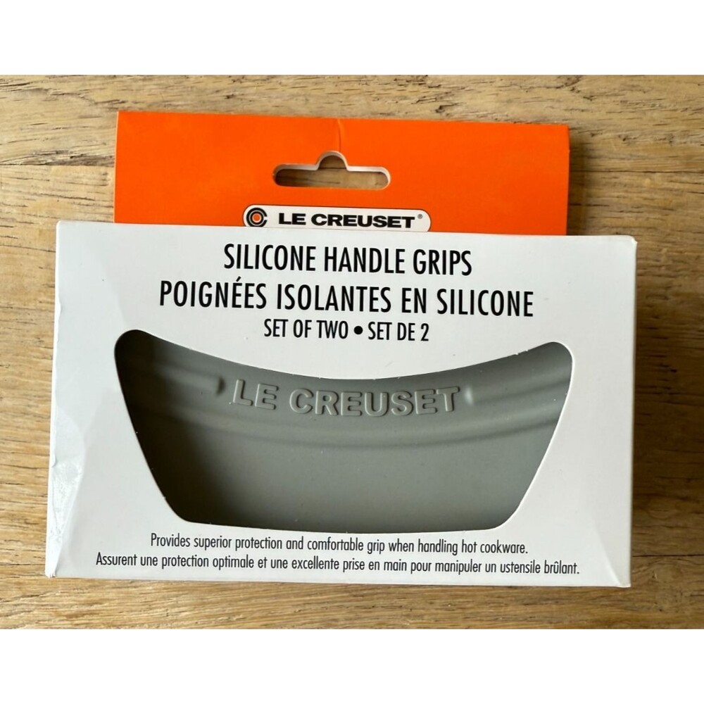 Le Creuset Silicone Handle Grips Set of 2 Mist Grey NEW